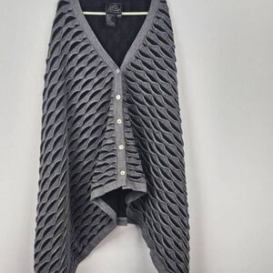 UBU Fall & Winter wrap NWOT